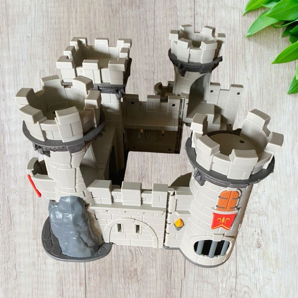 Lakeshore Toys Royal Kingdom Adventures Castle